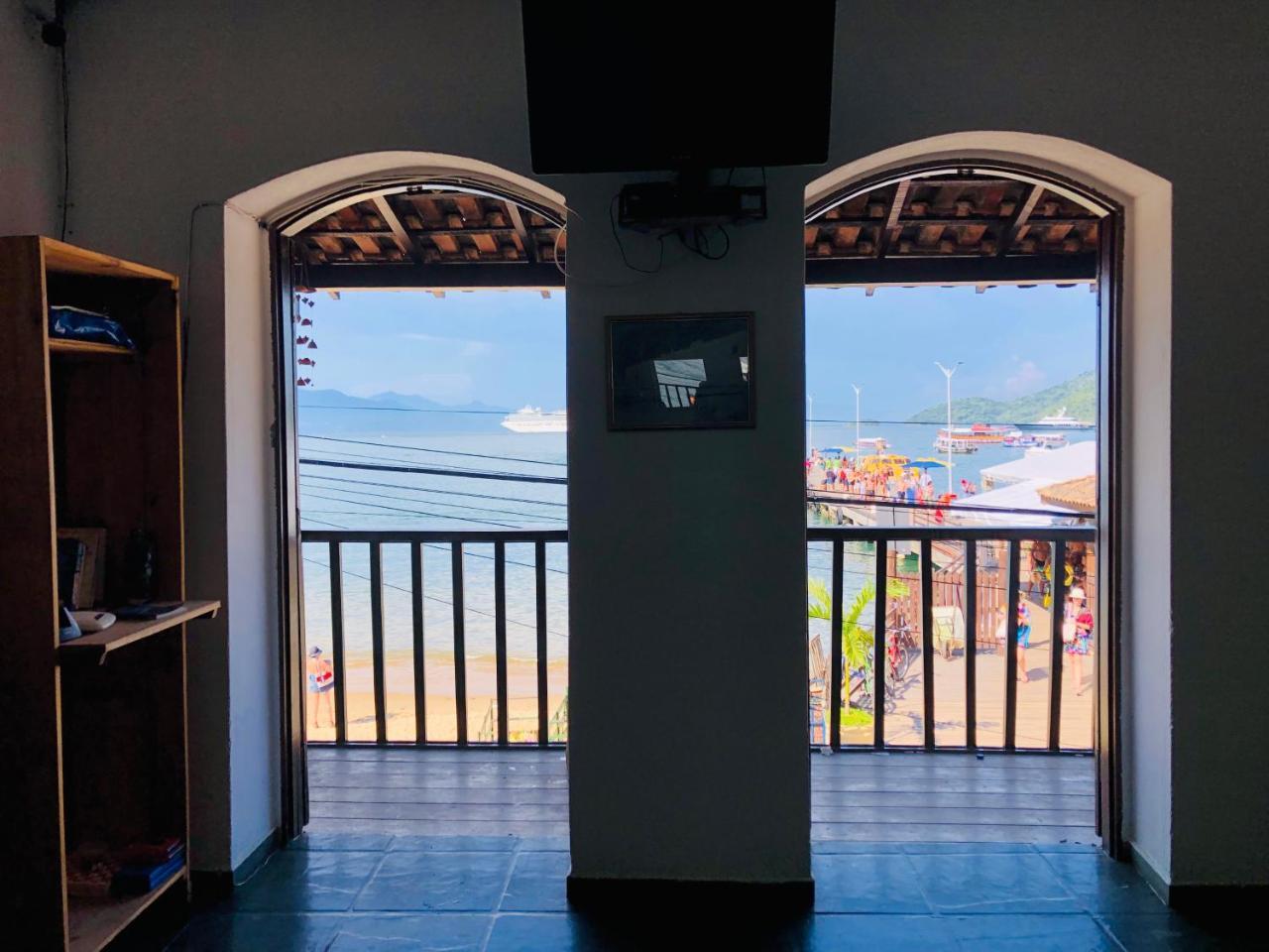 Beira Mar Hostel&suítes